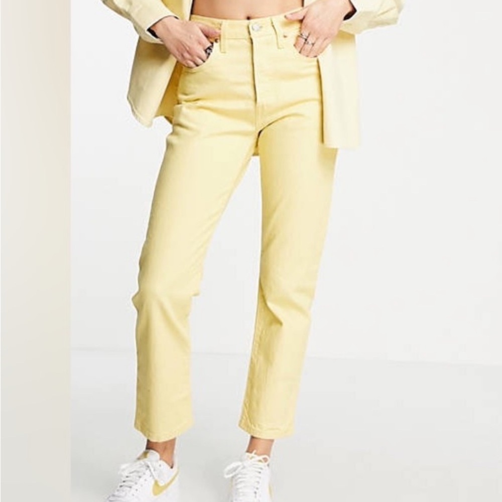 Levi’s 501 Jeans Butter Yellow High Waisted Size 27